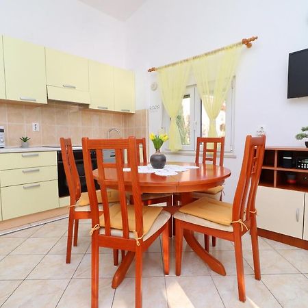 Apartments Villa Senija Прижба Экстерьер фото