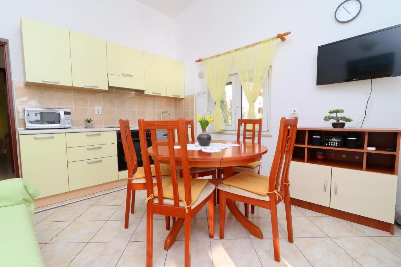 Apartments Villa Senija Прижба Экстерьер фото